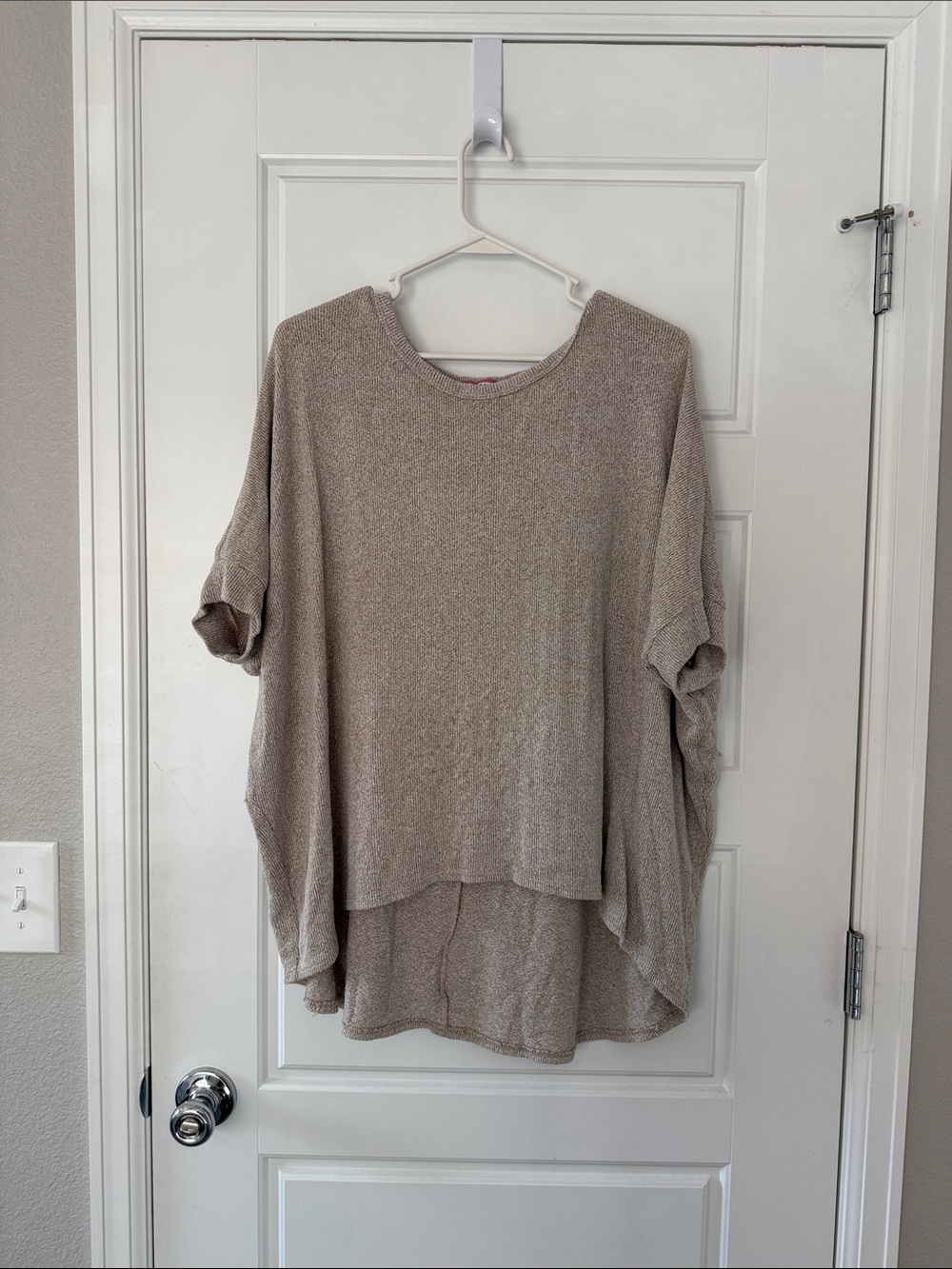 ANDREE BY UNIT Relaxed Taupe High-Low Tunic